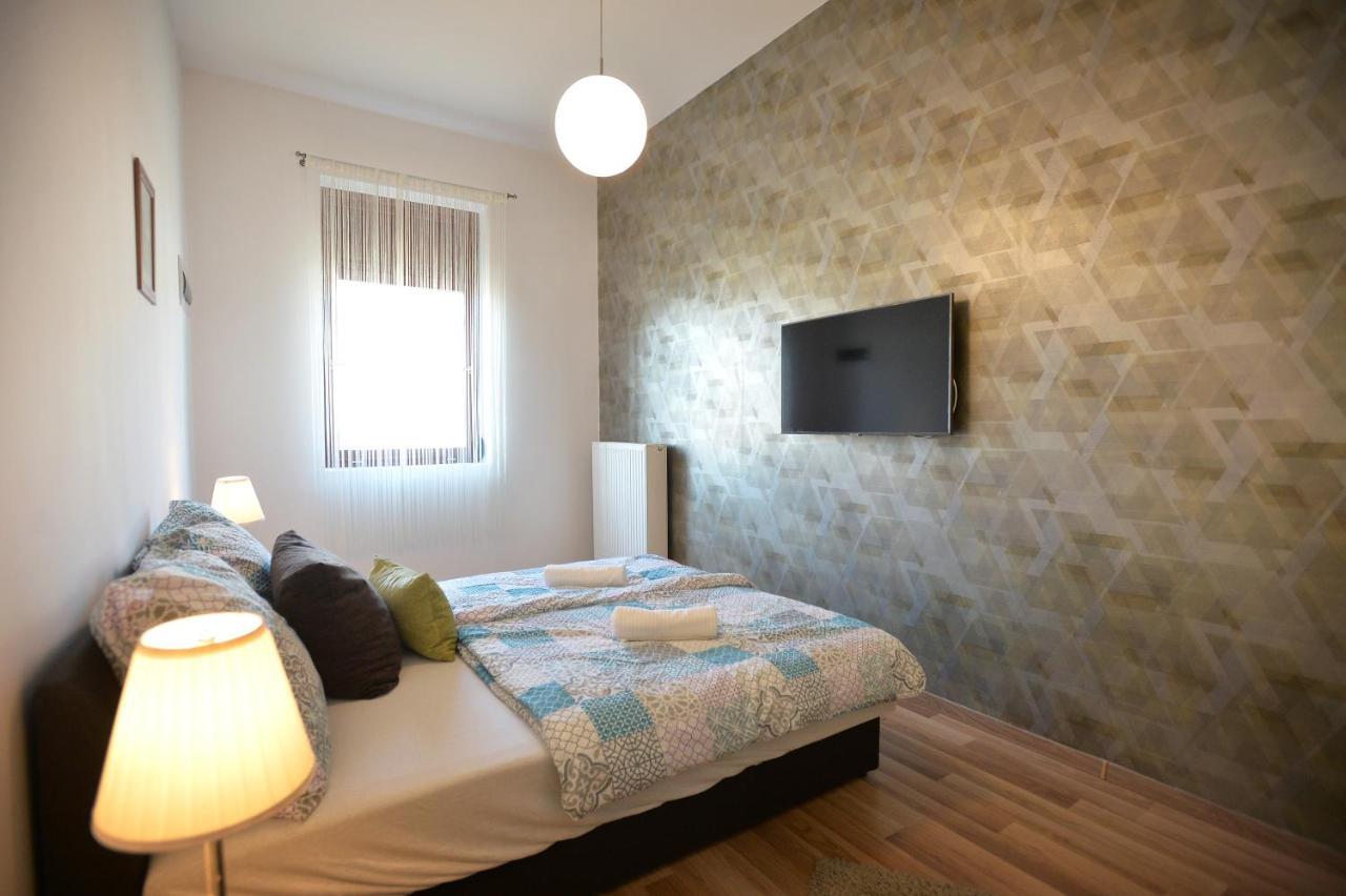 Corner Apartman Eger Kültér fotó