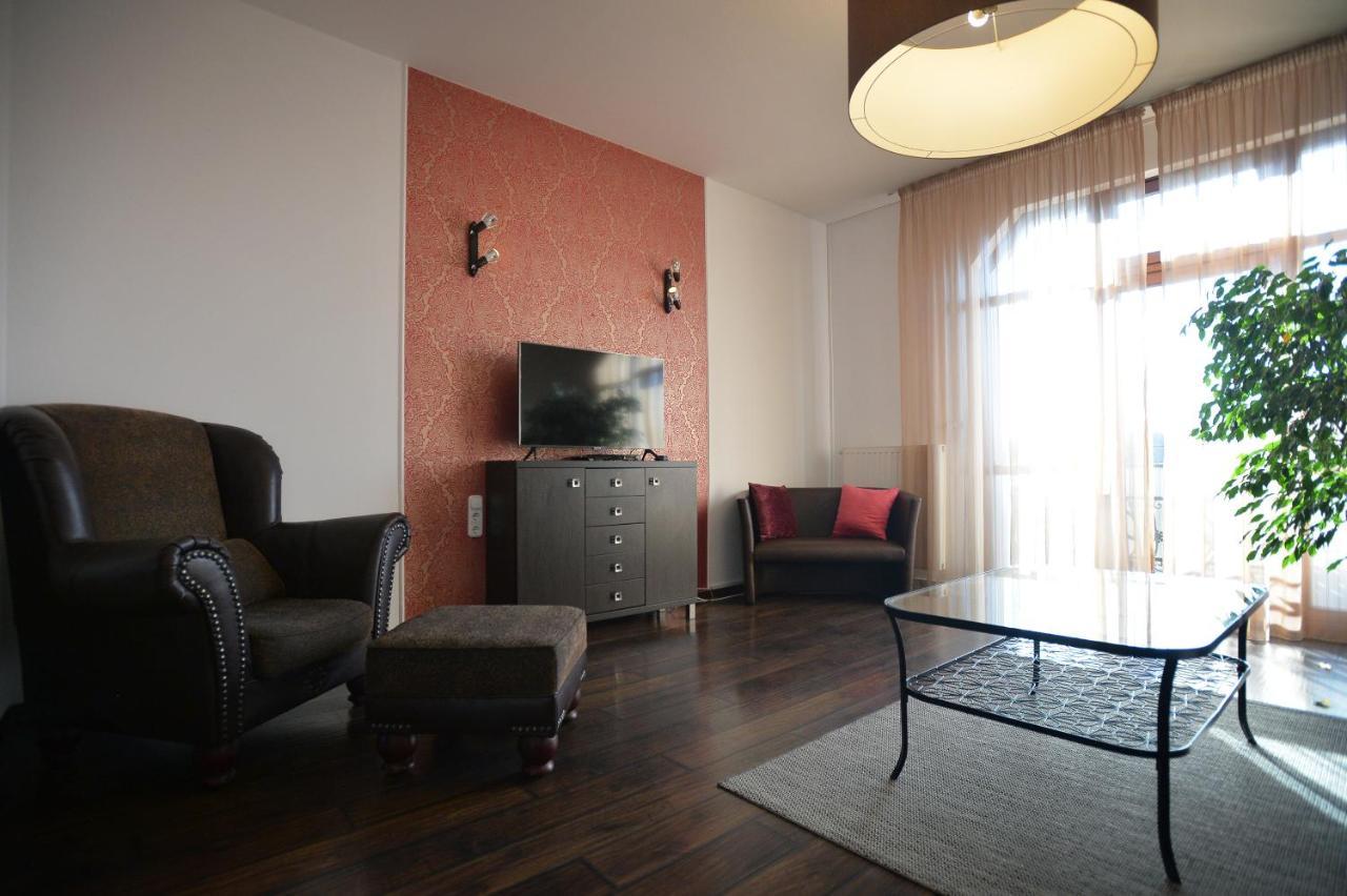 Corner Apartman Eger Kültér fotó
