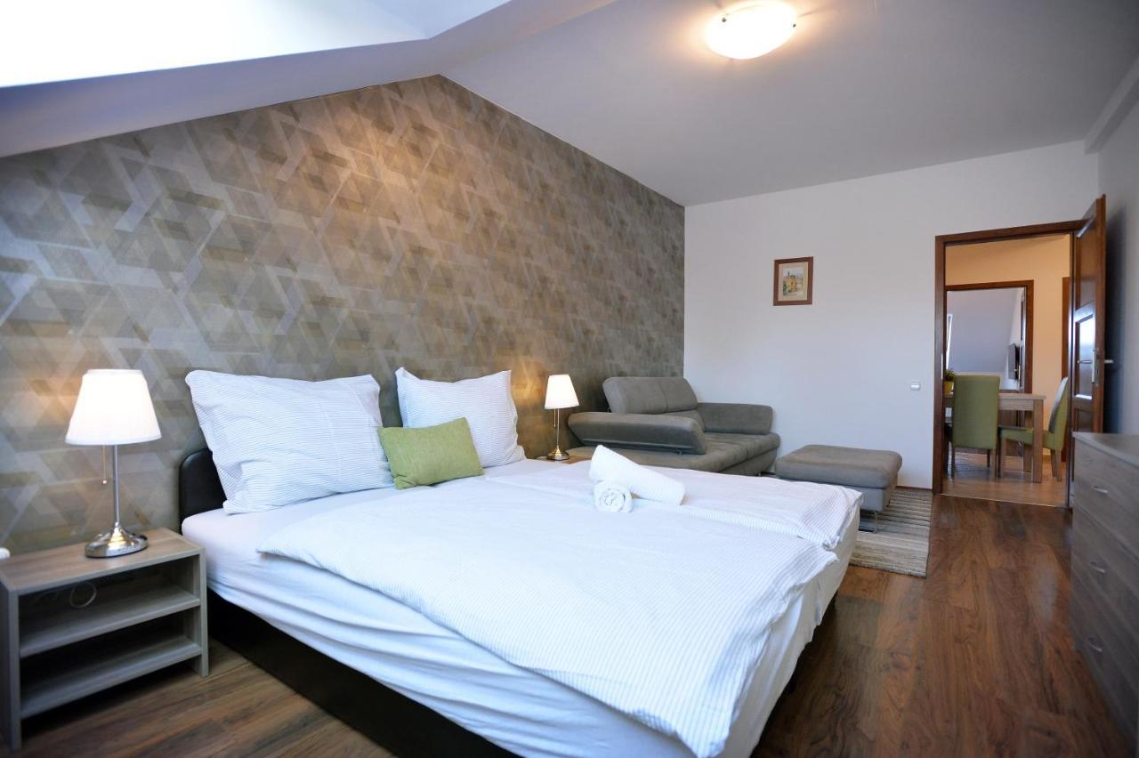 Corner Apartman Eger Kültér fotó