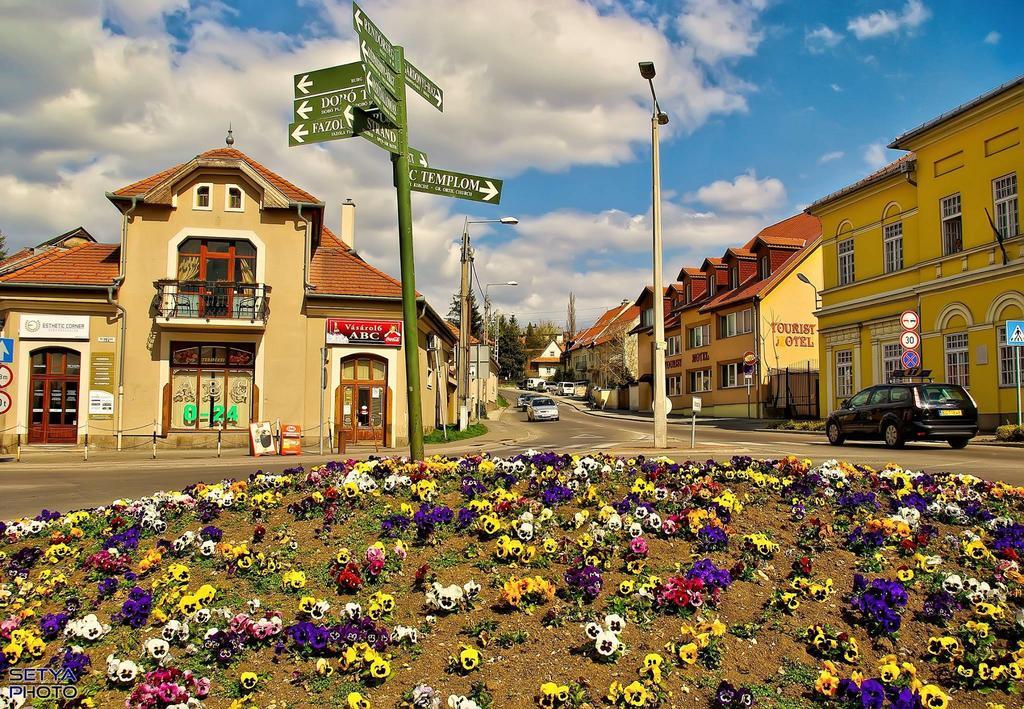 Corner Apartman Eger Kültér fotó
